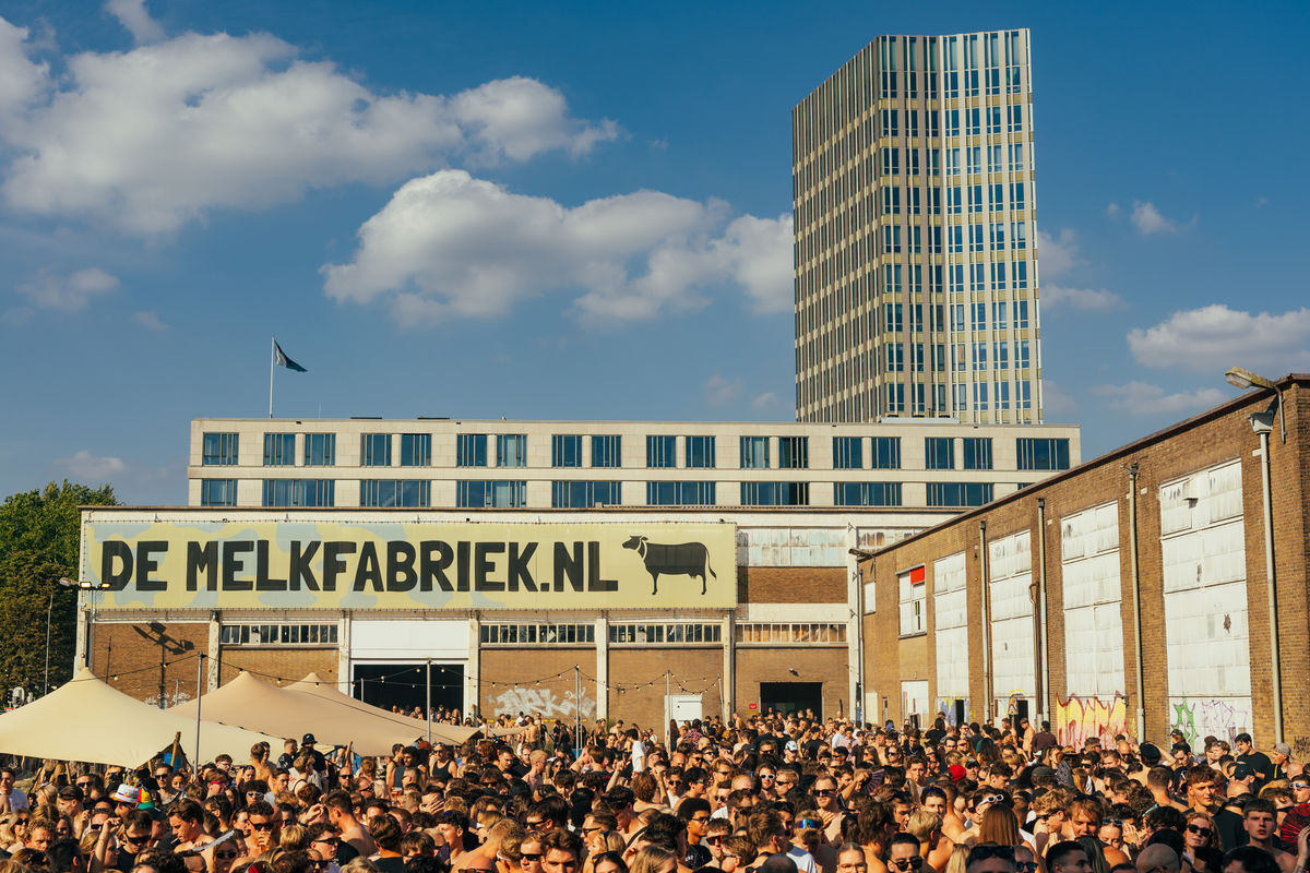 Loading... just a sec